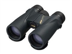 尼康雙筒望遠鏡選購指南 產品概覽、報價與使用體驗解析